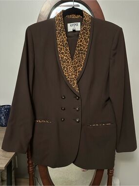 Vintage 1989 Kasper ASL Brown Leopard Print Skirt Suit Size 12